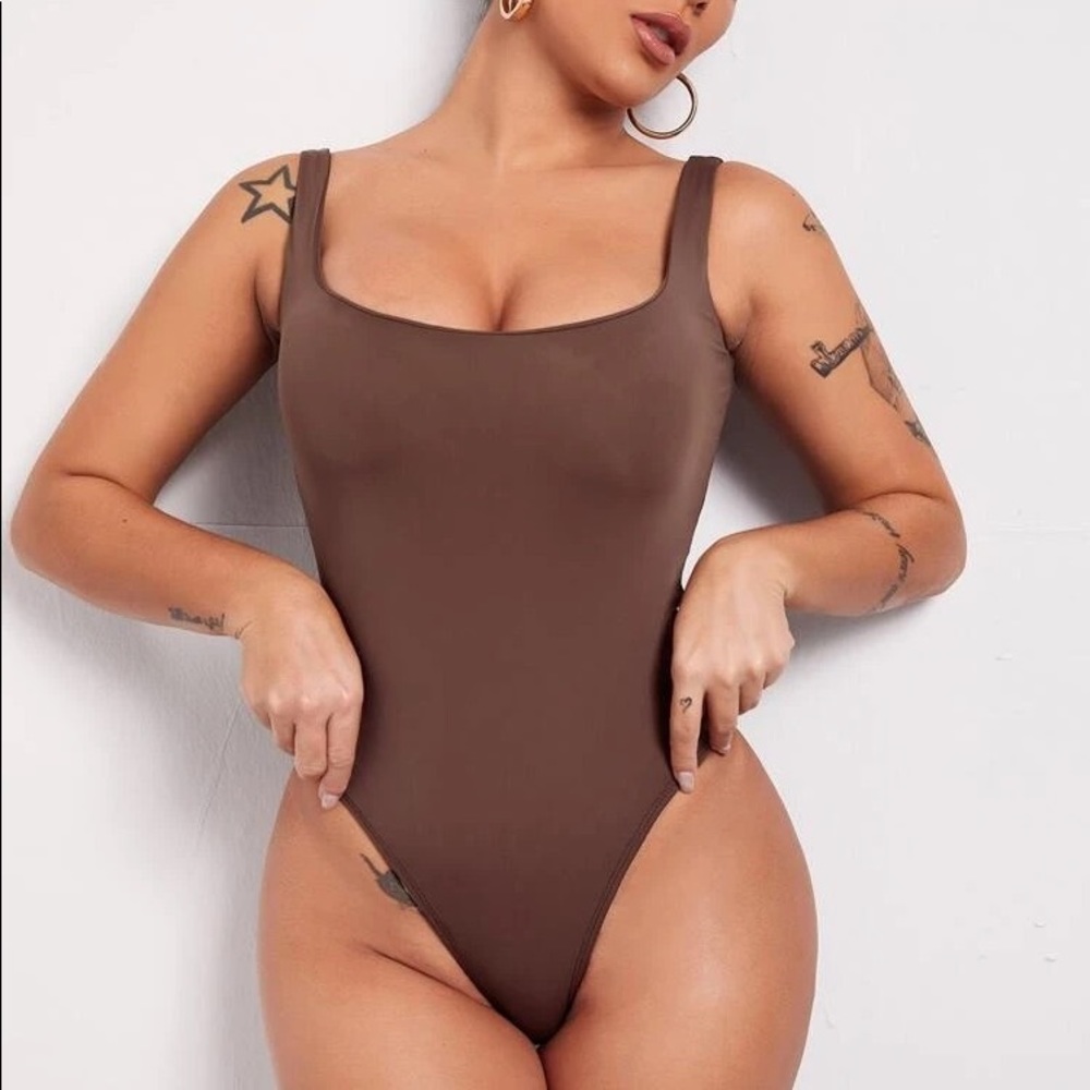 Form fitted bodysuit
